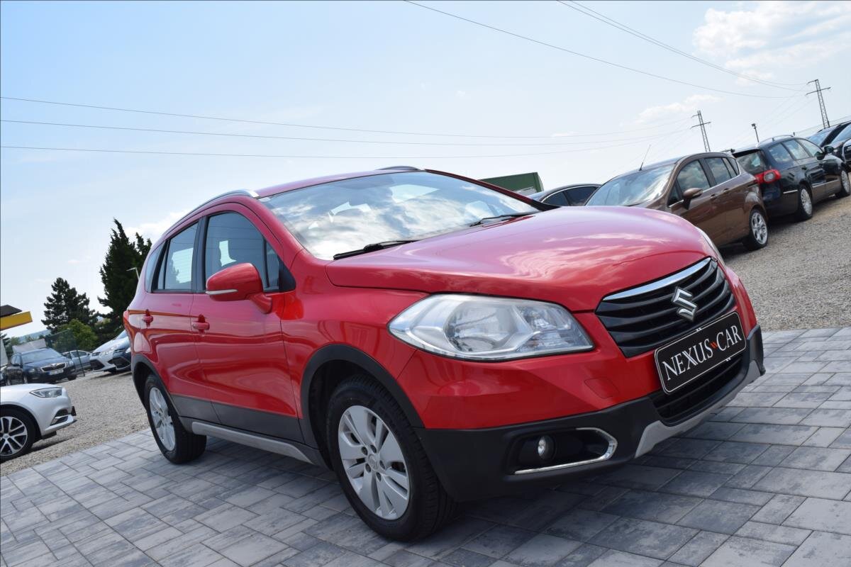 Suzuki SX4 S-Cross Hatchback 1,6 l 88 kw