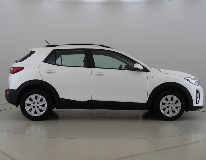 KIA Stonic Kombi 1,2 l 61 kw