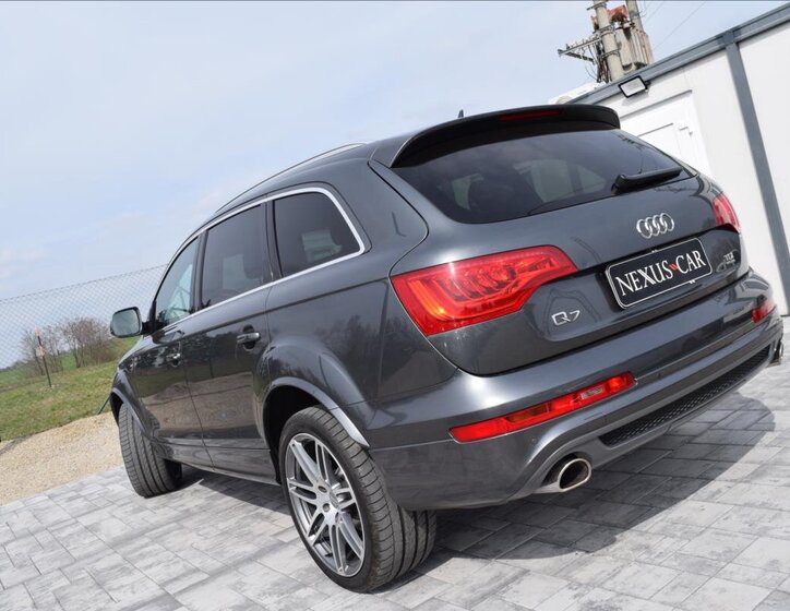 Audi Q7 SUV 3,0 l 180 kw
