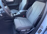 Volvo XC40 SUV / Terénní 2,0 l 120 kw
