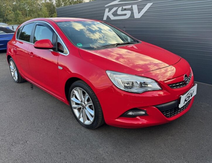 Opel Astra Hatchback 1,4 l 103 kw