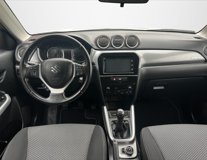 Suzuki Vitara 14