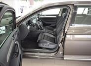 Volkswagen Passat 10