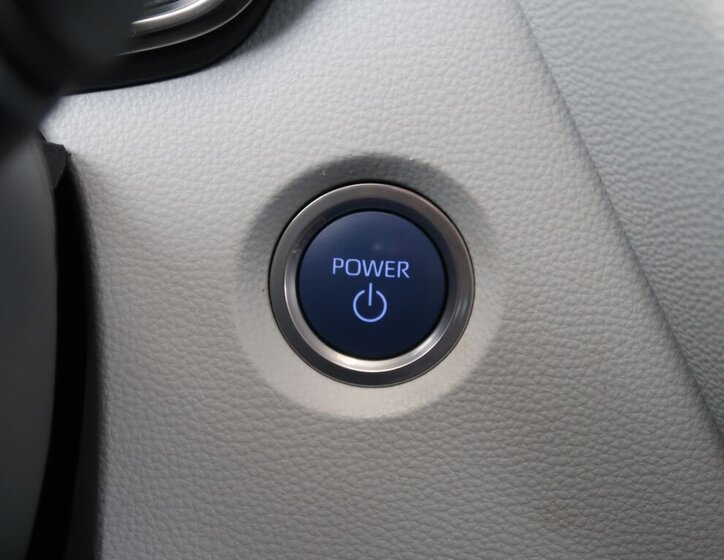 Toyota Corolla Kombi 2,0 l 112 kw