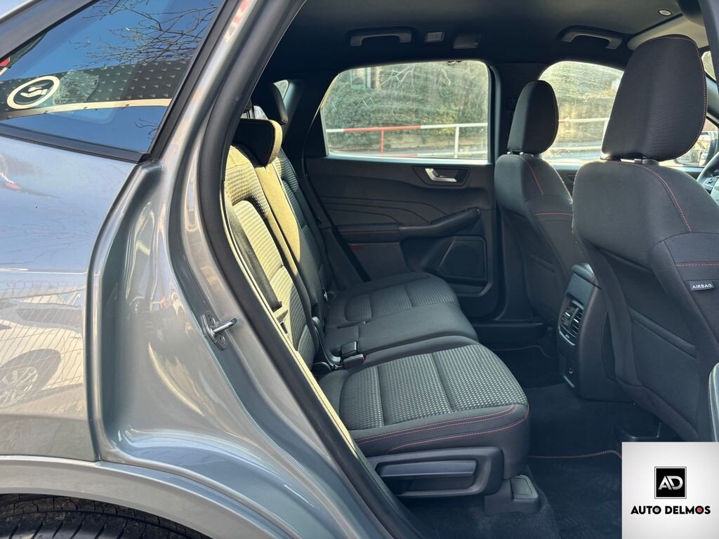 Ford Kuga SUV / Terénní 1,5 l 88 kw