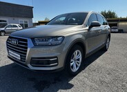Audi Q7 1