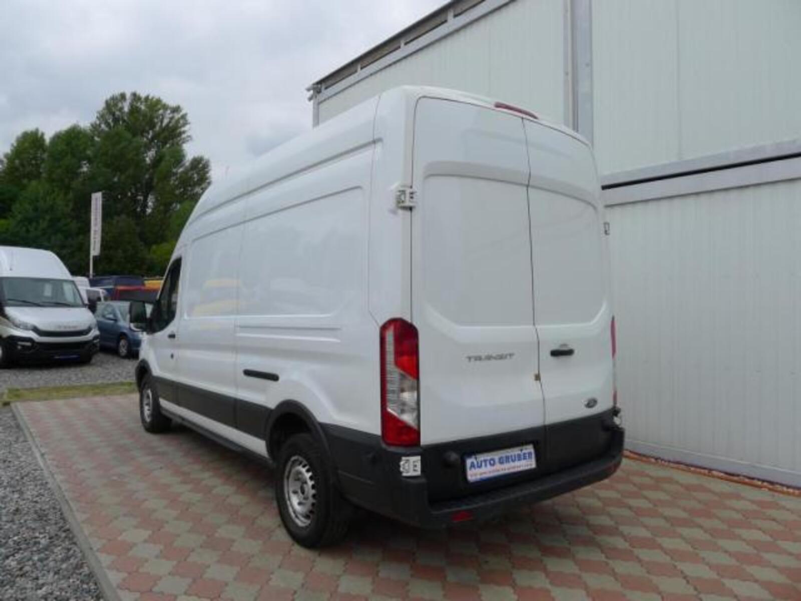 Ford Transit 5