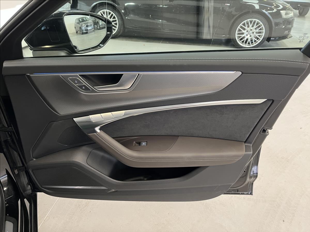 Audi A6 Allroad Kombi 3,0 l 253 kw