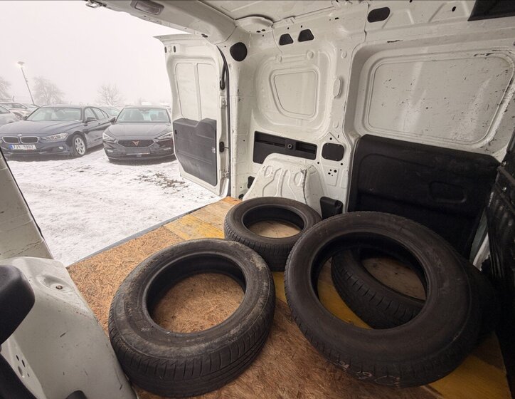 Fiat Dobló Pick-up 1,2 l 70 kw