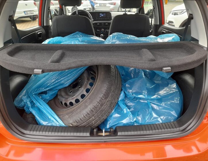 Hyundai i10 Hatchback 998,0 49 kw