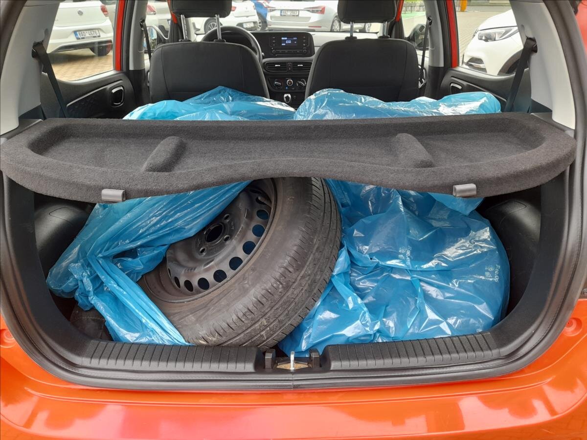 Hyundai i10 Hatchback 998,0 49 kw