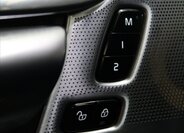 Volvo S90 Sedan / Limuzína 2,0 l 235 kw