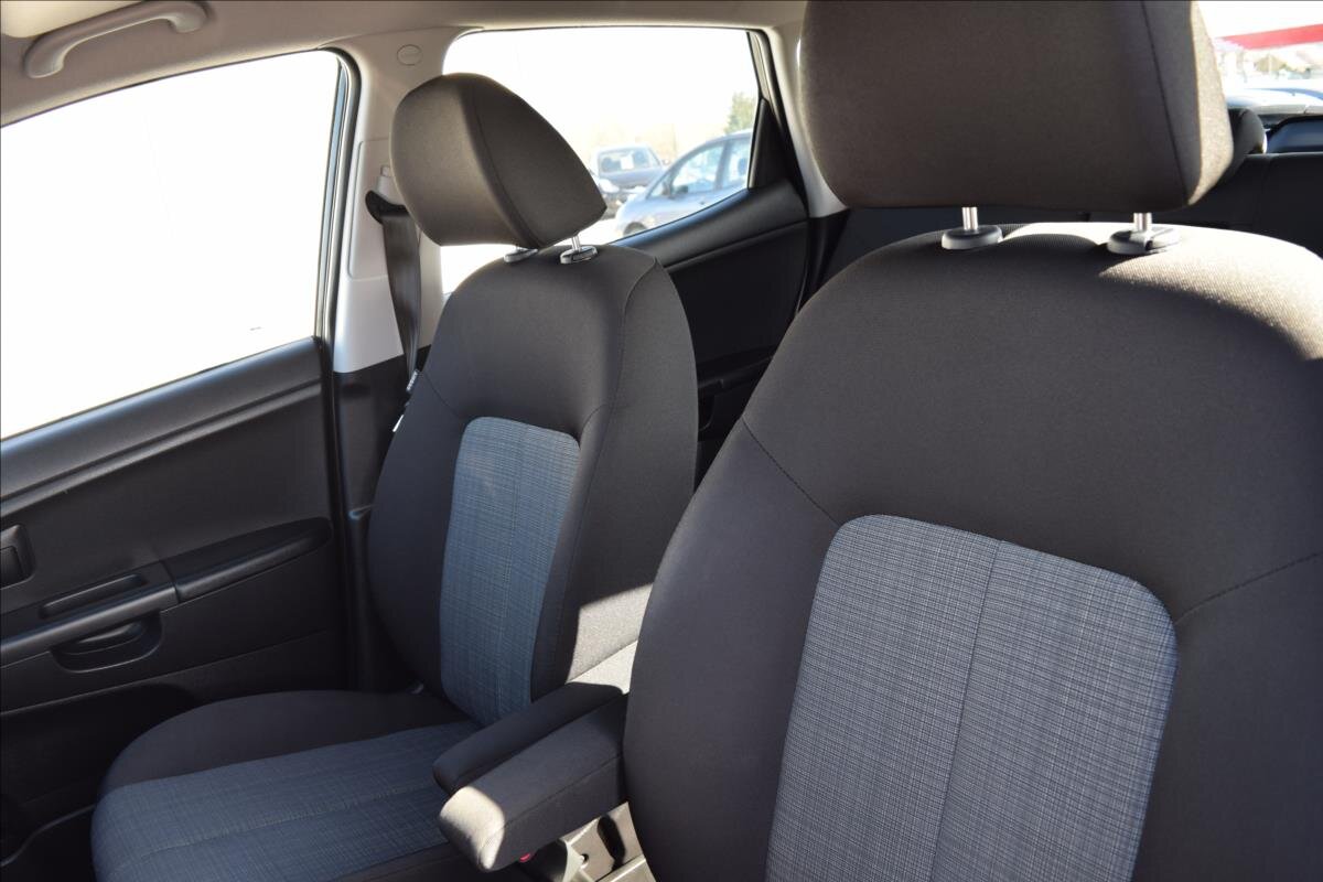 KIA Venga Kombi 1,4 l 66 kw