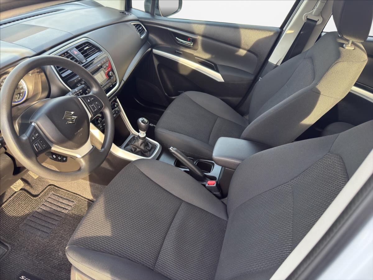 Suzuki SX4 S-Cross SUV / Terénní 1,4 l 95 kw