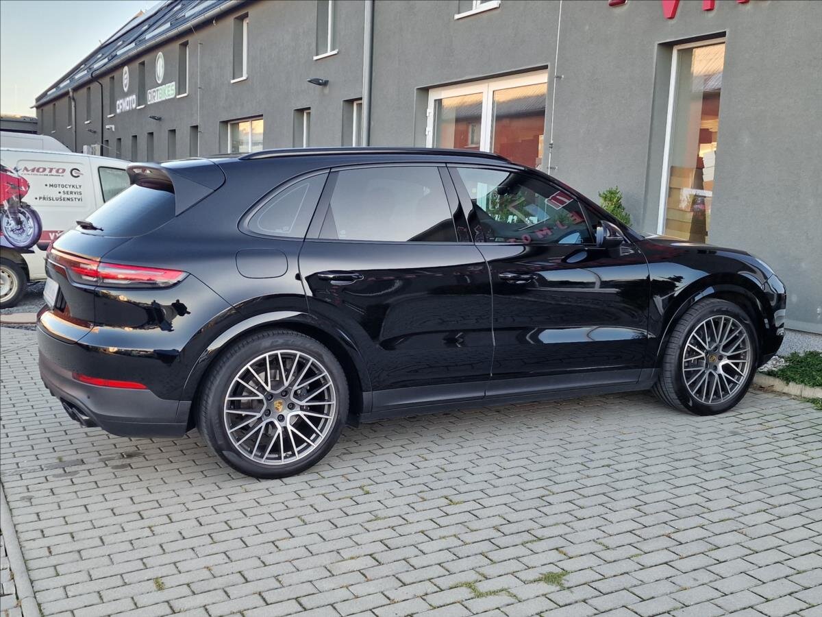 Porsche Cayenne SUV / Terénní 3,0 l 250 kw
