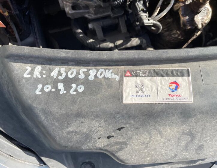 Peugeot 208 Hatchback 999,0 50 kw