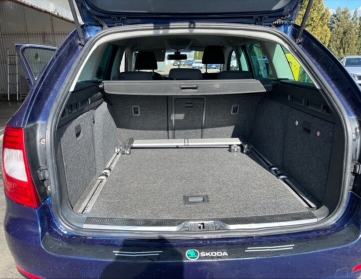 Škoda Superb Kombi 2,0 l 103 kw