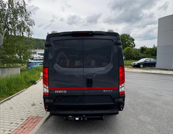 Iveco Daily 9