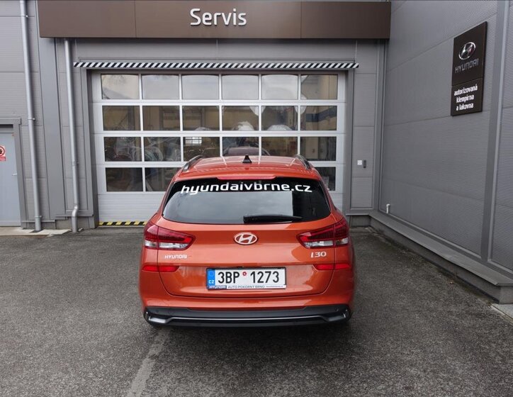 Hyundai i30 Kombi 998,0 84 kw