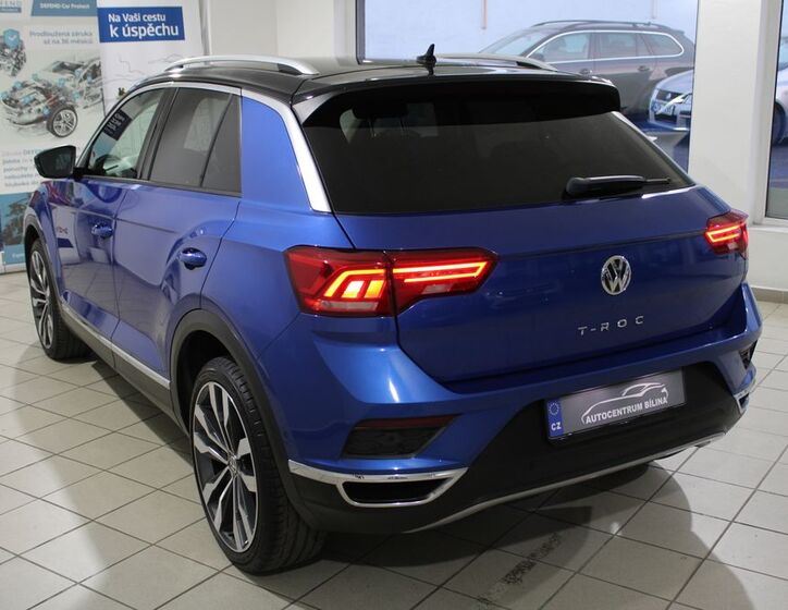 Volkswagen T-Roc 4