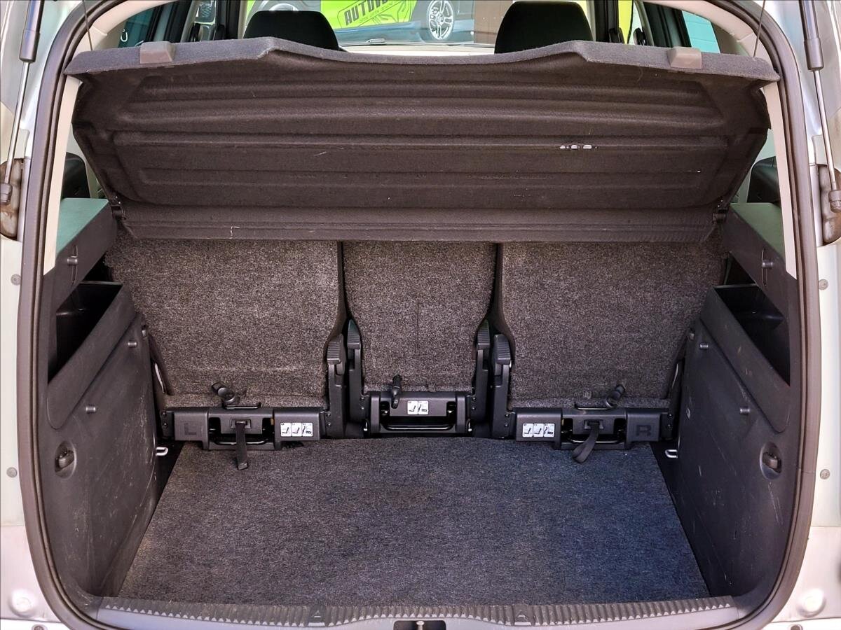 Škoda Roomster MPV 1,2 l 63 kw