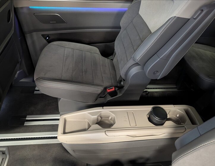 Volkswagen Multivan VAN / Minibus 0,0 180 kw