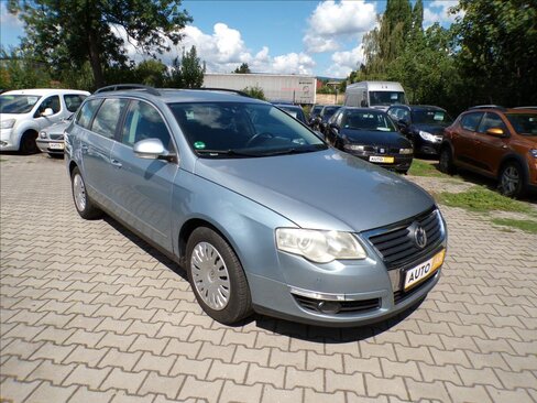 Volkswagen Passat Kombi 2,0 l 110 kw