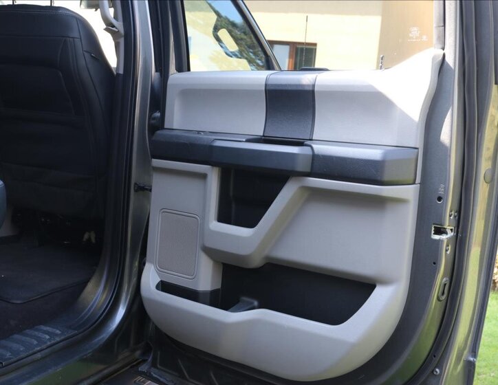 Ford F-150 Pick-up 5,0 l 287 kw