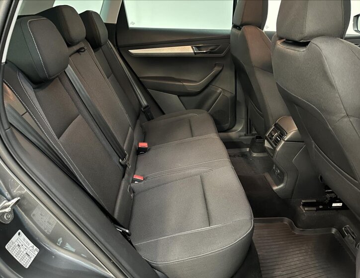 Škoda Karoq SUV 1,5 l 110 kw