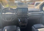 Ford Tourneo Custom 10