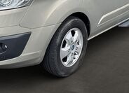 Ford Tourneo Custom 6