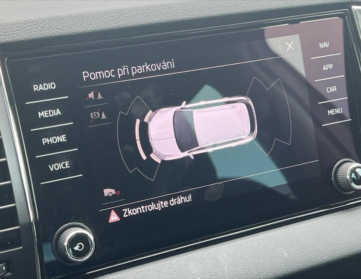 Škoda Karoq SUV / Terénní 1,5 l 110 kw