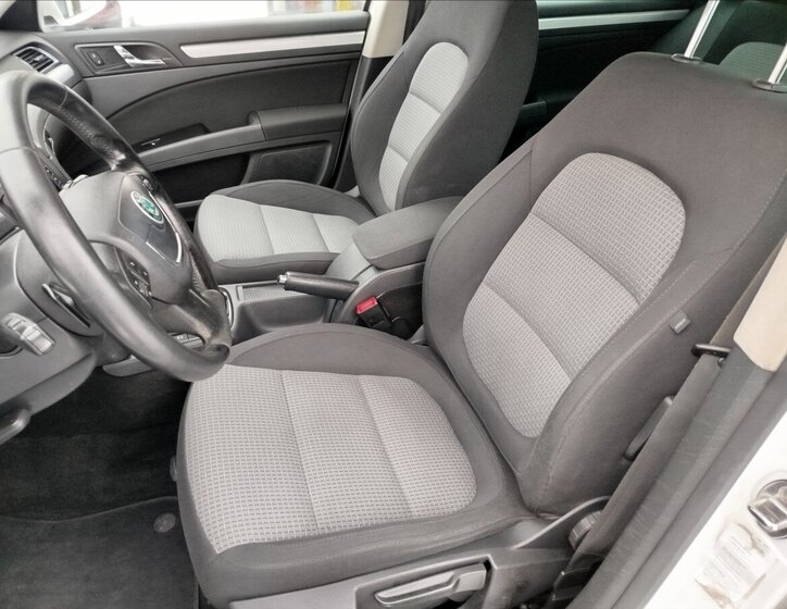 Škoda Superb Kombi 2,0 l 103 kw