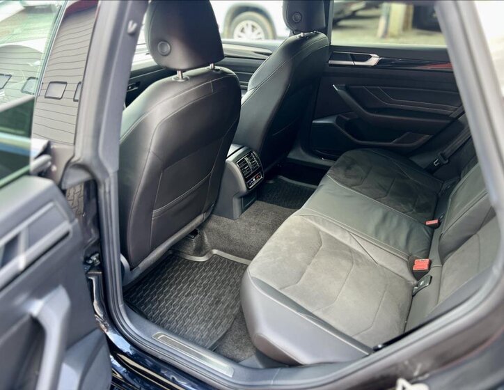 Volkswagen Arteon Kombi 2,0 l 147 kw