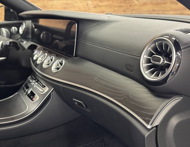 Mercedes-Benz Třídy E Kupé 2,9 l 250 kw