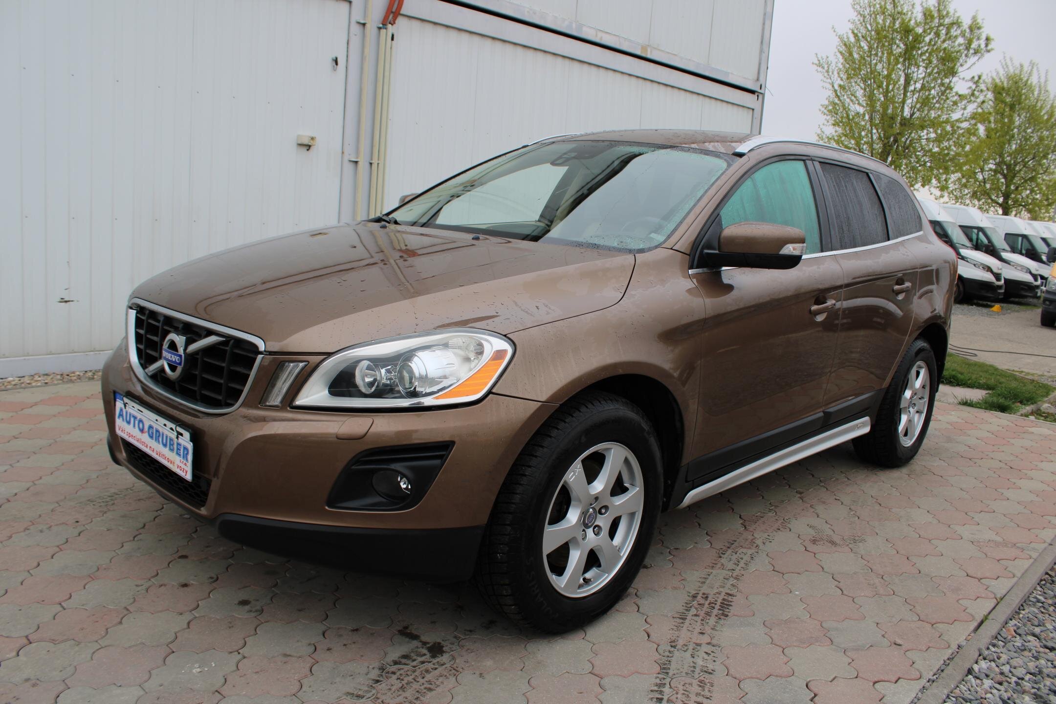 Volvo XC60 SUV / Terénní 2,4 l 129 kw