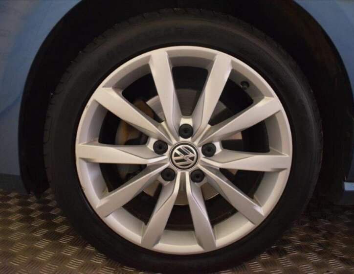 Volkswagen Golf Kombi 2,0 l 110 kw