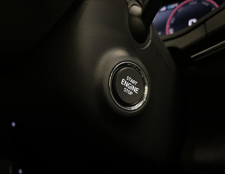 Škoda Karoq SUV 1,5 l 110 kw