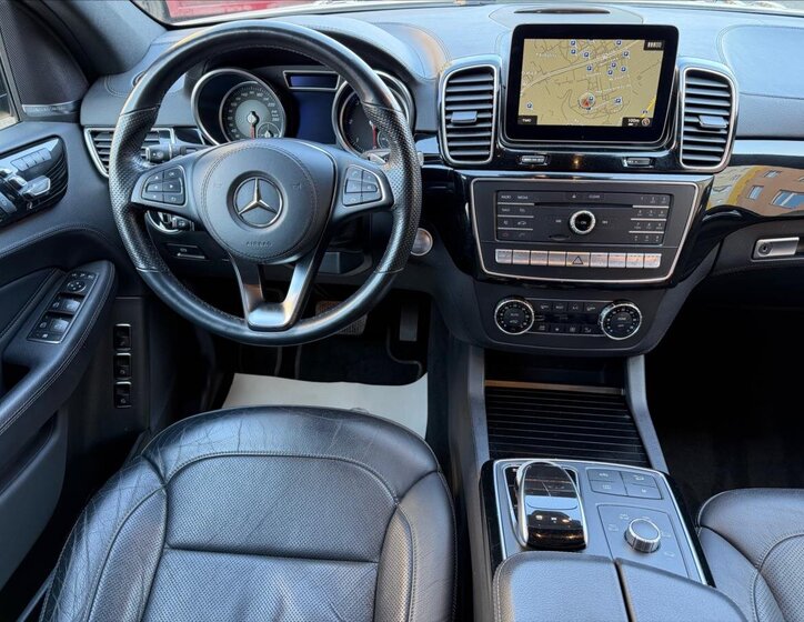 Mercedes-Benz GLS SUV / Terénní 3,0 l 190 kw