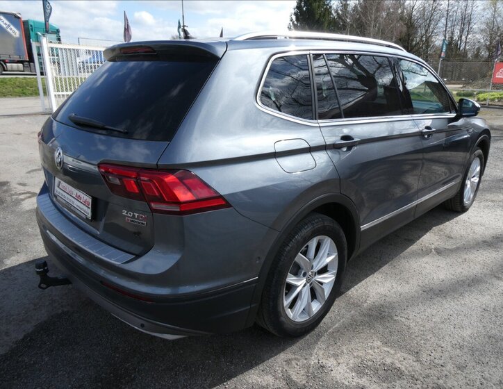 Volkswagen Tiguan Allspace SUV / Terénní 2,0 l 140 kw