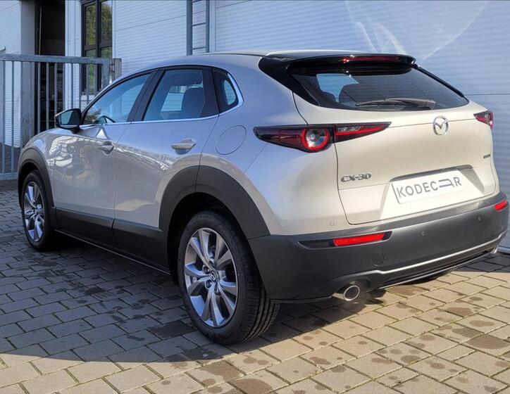 Mazda CX-30 4