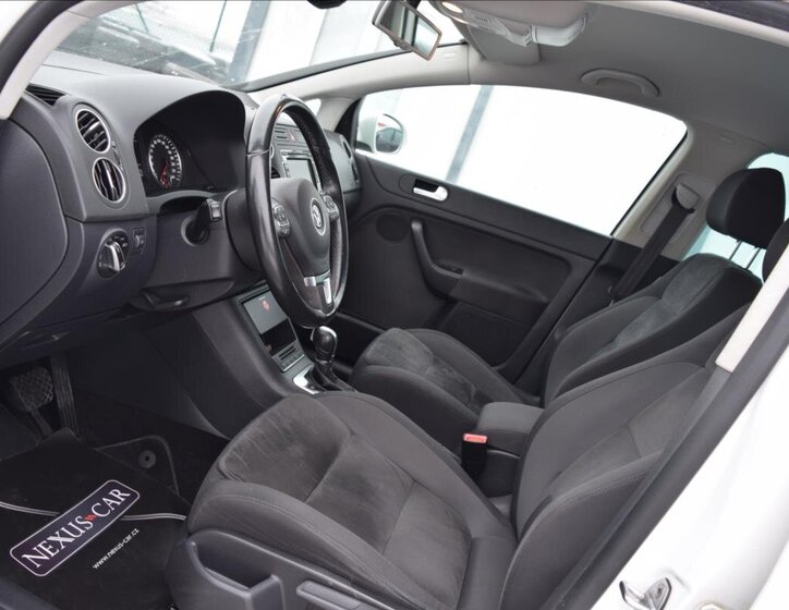 Volkswagen Golf Kombi 1,6 l 77 kw