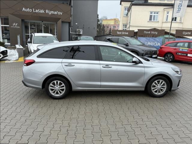 Hyundai i30 Kombi 998,0 88 kw