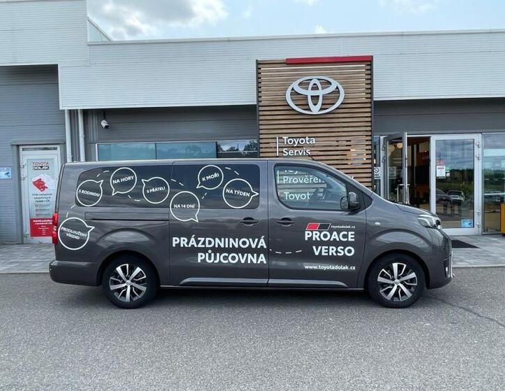 Toyota ProAce Verso 8