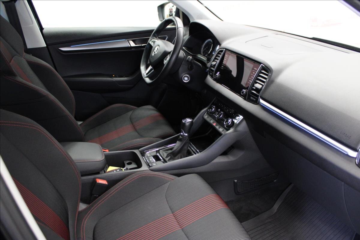 Škoda Karoq SUV / Terénní 1,5 l 110 kw