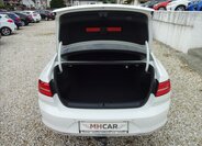 Volkswagen Passat Sedan 2,0 l 110 kw