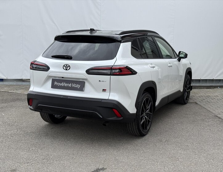 Toyota Corolla Cross SUV / Terénní 2,0 l 98 kw