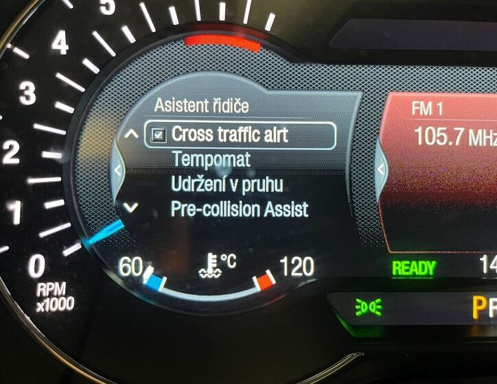 Ford S-MAX MPV 2,5 l 140 kw