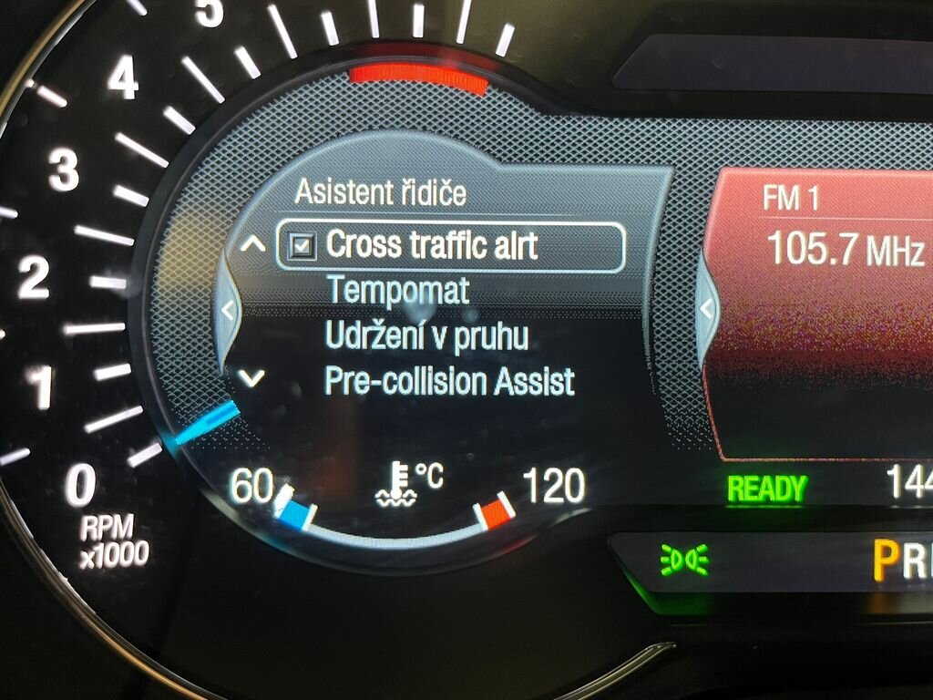 Ford S-MAX MPV 2,5 l 140 kw