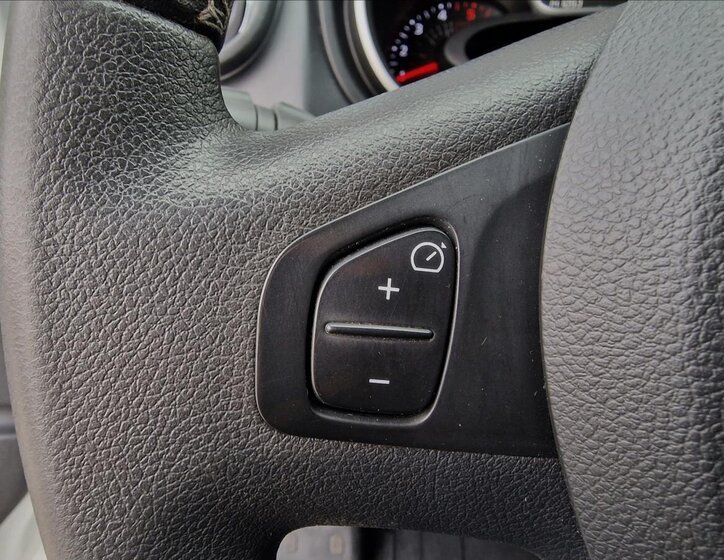 Renault Trafic Skříň 2,0 l 107 kw